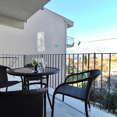 2Bd New Dobrota Apt With Bay Views Cattaro Esterno foto