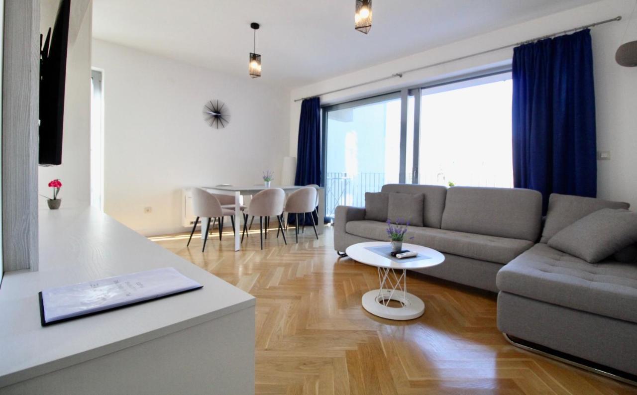 2Bd New Dobrota Apt With Bay Views Cattaro Esterno foto