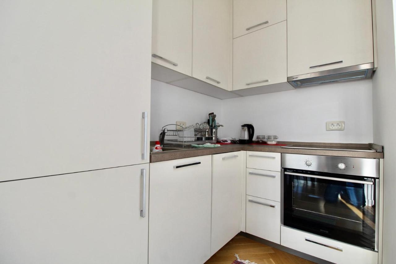 2Bd New Dobrota Apt With Bay Views Cattaro Esterno foto